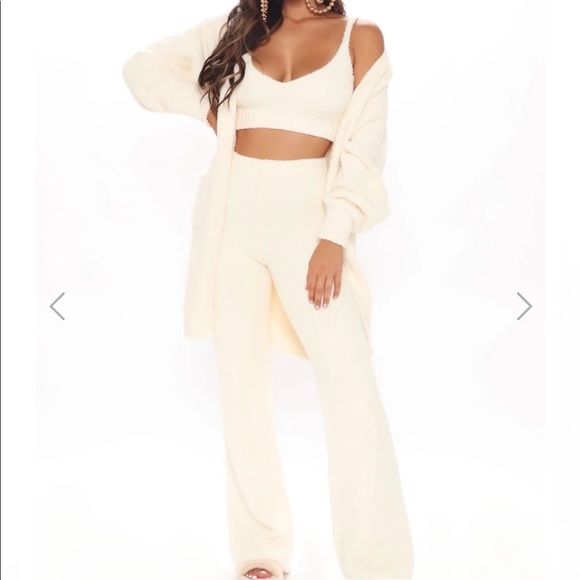 Fashion Nova Other - Living in it cozy set